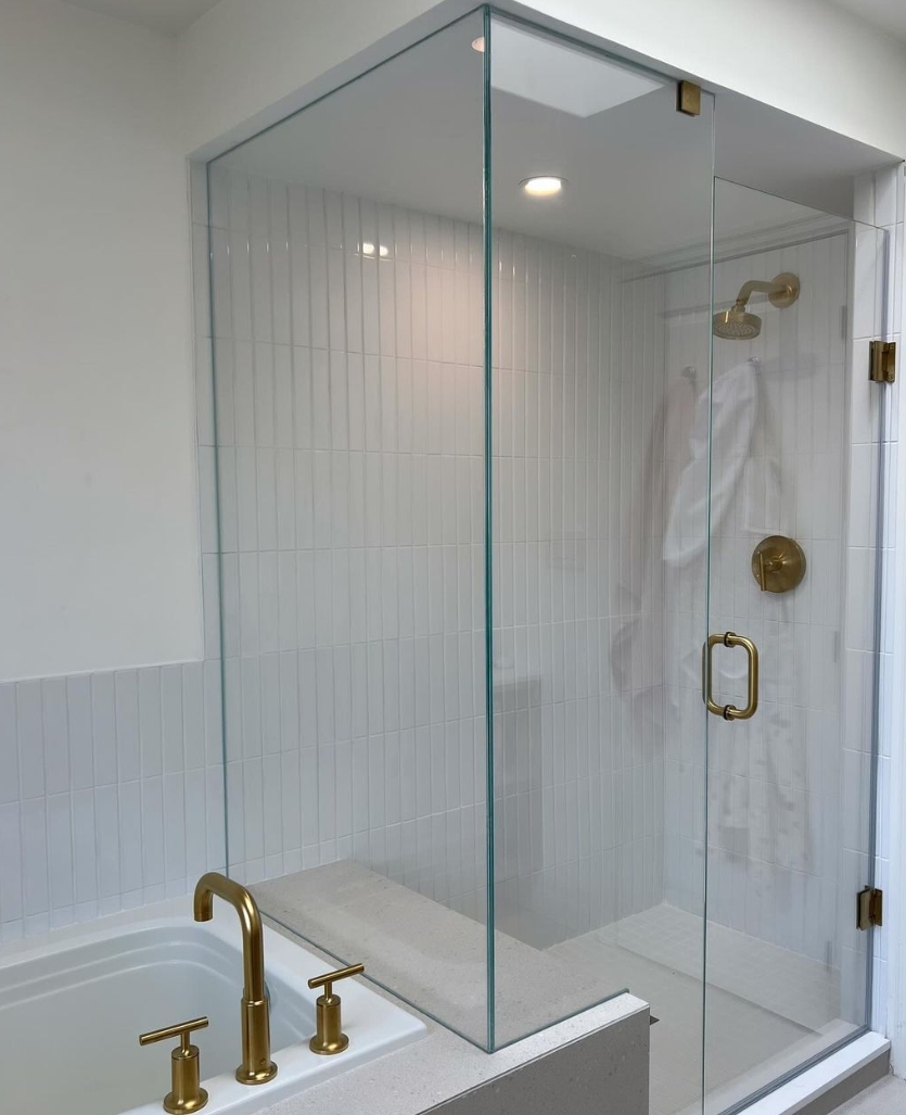 Pivot Glass Shower Doors