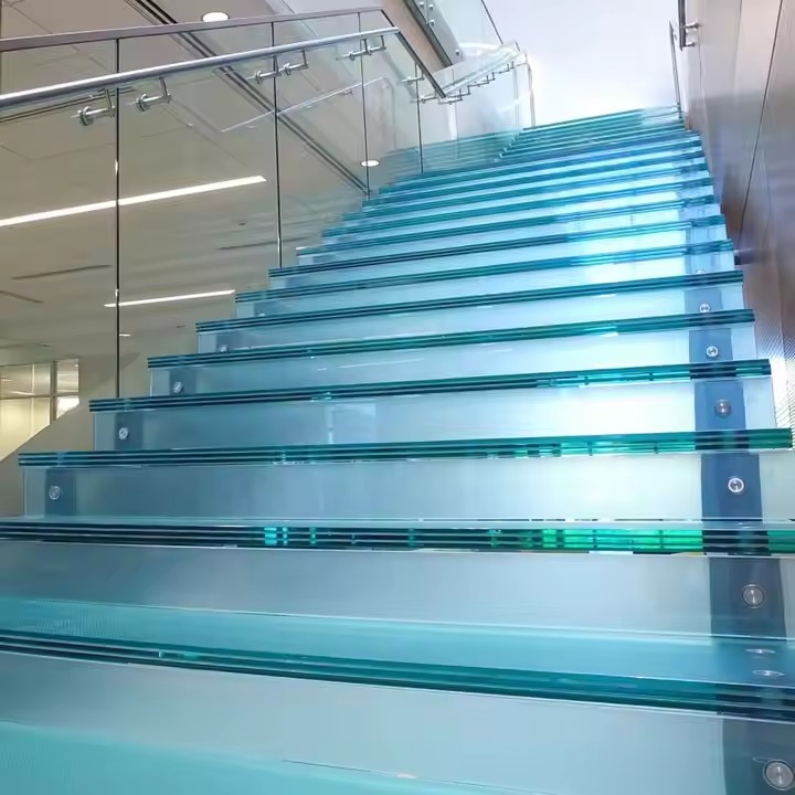 Laminated Glass for walk-on glass